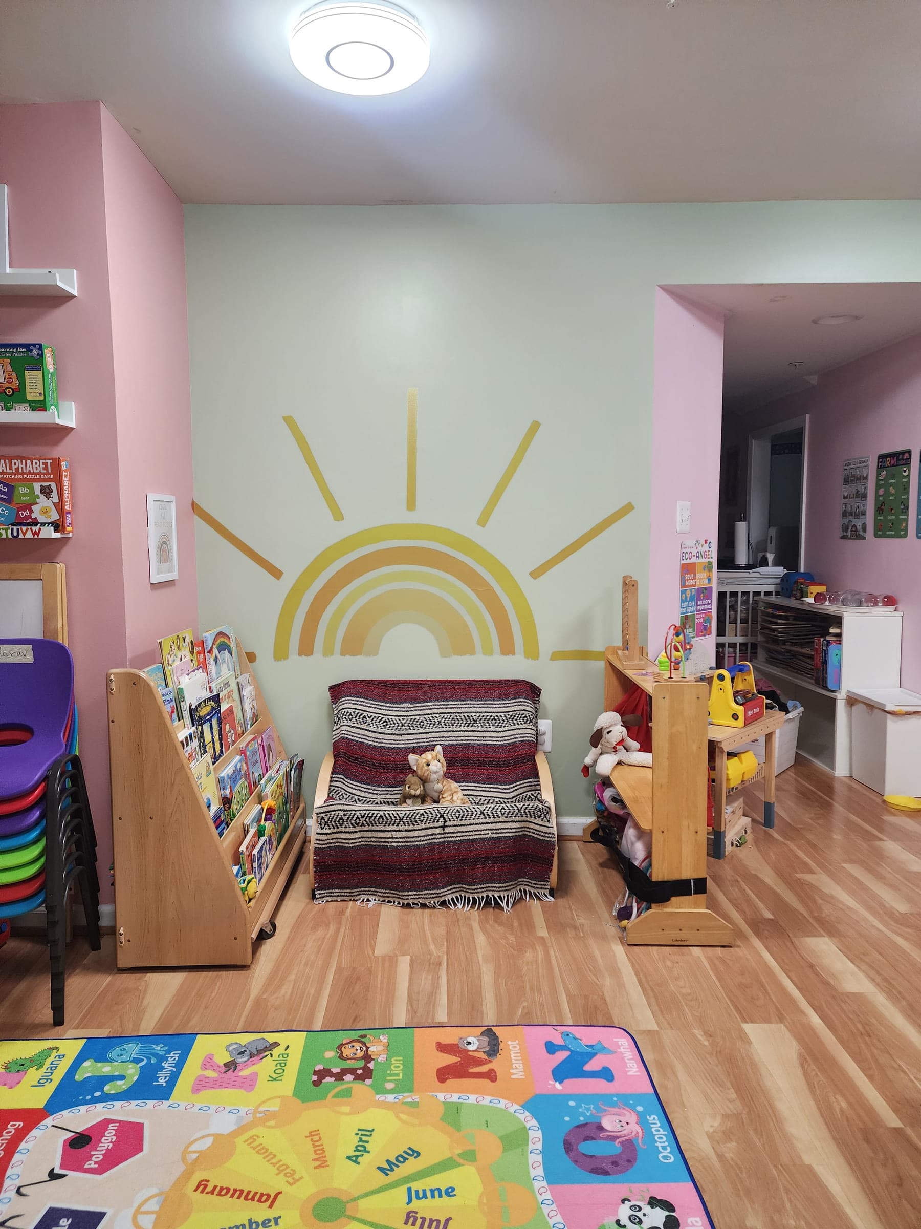 The 4th wall shown. This is the reading corner and a glimpse of the hallway behind it that leads to the bathroom and changing area.